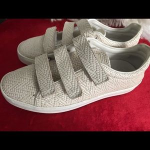 Brand New Women’s size 10 Rag & Bone sneakers